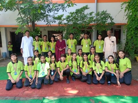श्रीचन्द्र जी महाराज (S. C. J. M. VIDYALAY)